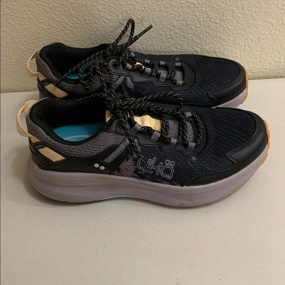 Ryka Taiga Trail Black Hiking Sneakers Shoes Women’s Size 7 Performance Rubber